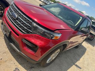 2022 Ford Explorer XLT - Exterior Front Left Corner Image